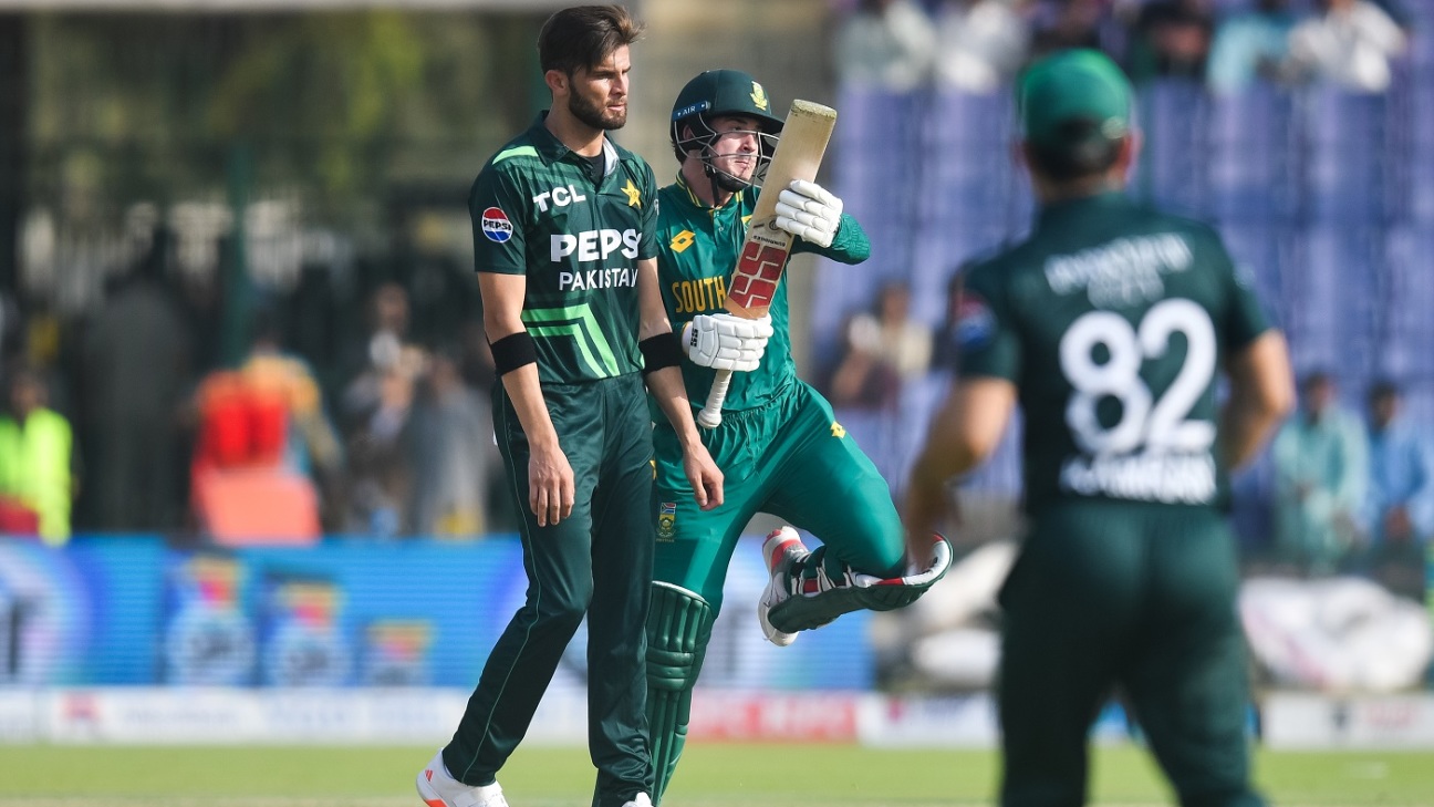 Afridi fined and handed demerit point for on-field clash with Breetzke