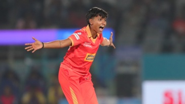 Priya Mishra sets up easy win for Giants