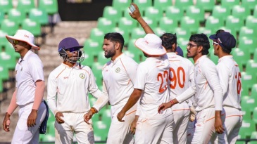 Vidarbha eye first-innings lead after Mumbai’s middle-order collapse