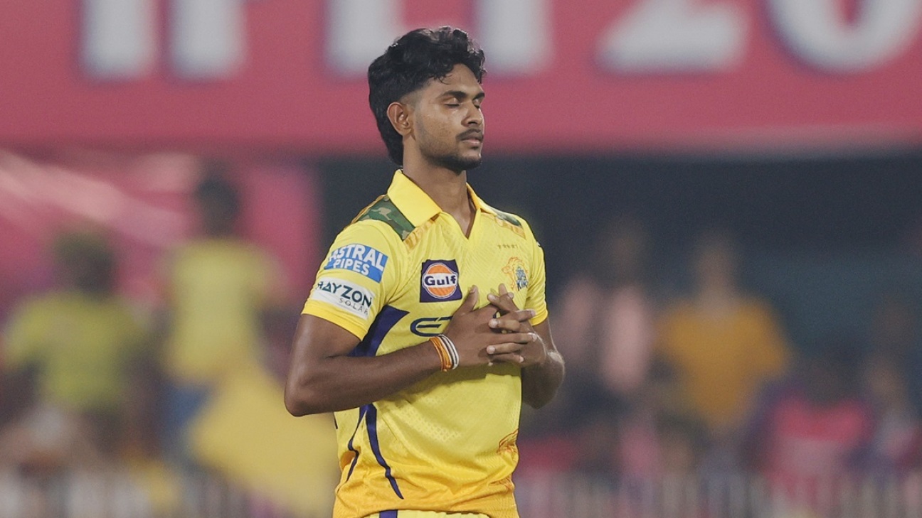 ‘It’s a feel thing for him’ – Simons says Pathirana is close to being back at his best