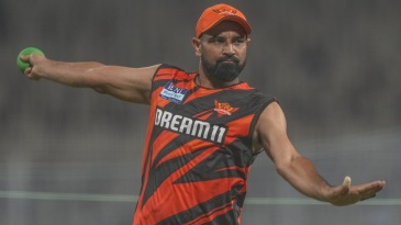 SRH bench Shami and opt to bowl; DC pick Natarajan