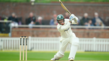 Roderick 95* leads Worcestershire’s solid start