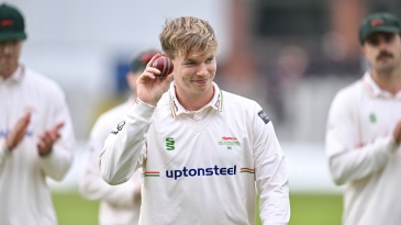 Tom Scriven’s maiden five-wicket haul gives Leicestershire the edge