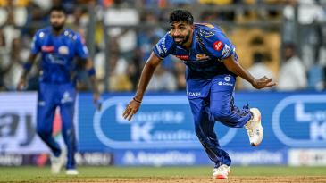 Problems aplenty for SRH as rampant Mumbai come to town