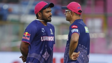 ‘No point just blaming the batsman’ – Dravid on RR’s struggles