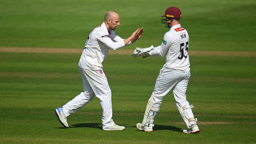 Leach, Pretorius give Somerset upper hand on green deck