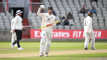 Ollie Price 253* drives Gloucestershire to record heights