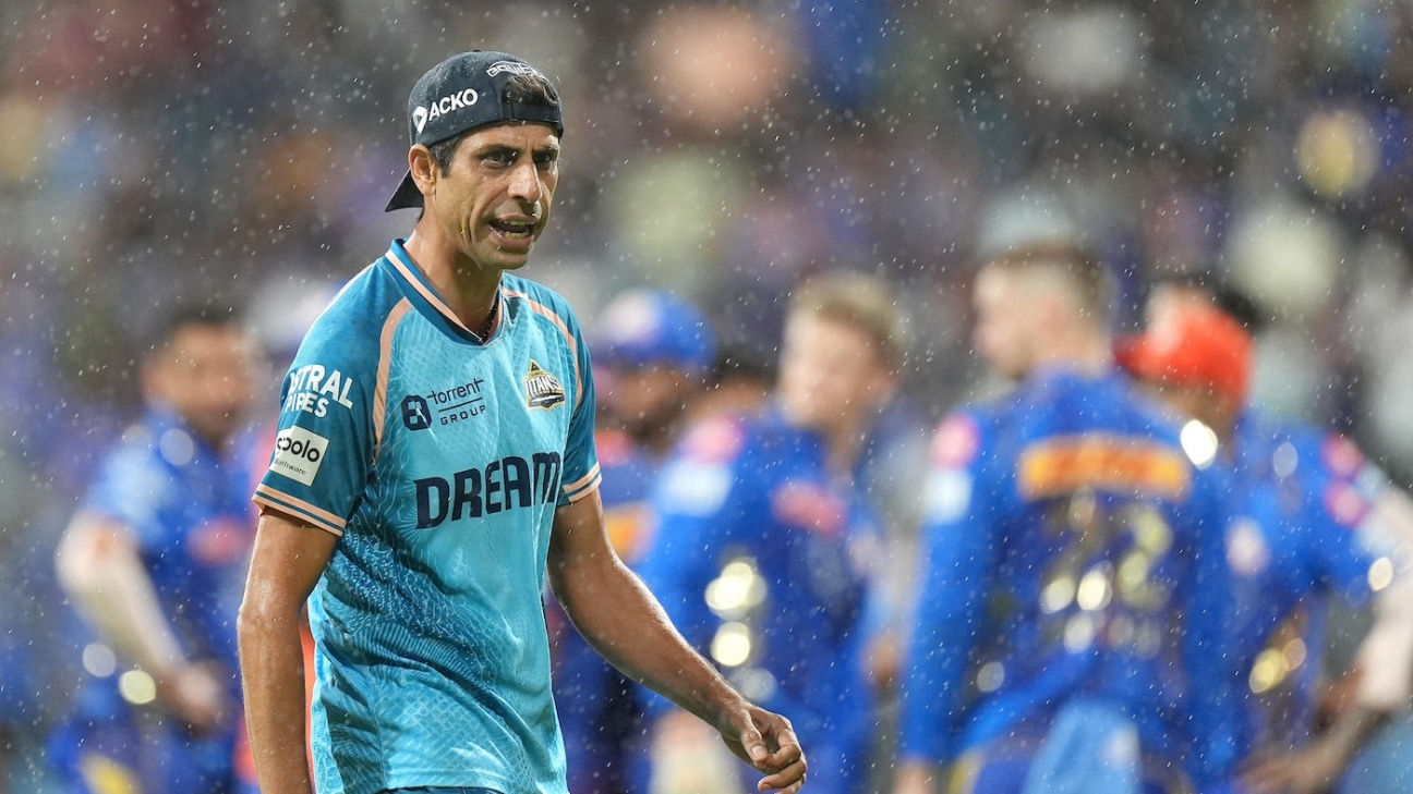 Nehra fined, handed demerit point; Hardik fined for slow over-rate again