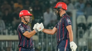 Warner, Vince power Kings into playoffs; Babar’s 94 for Zalmi in vain