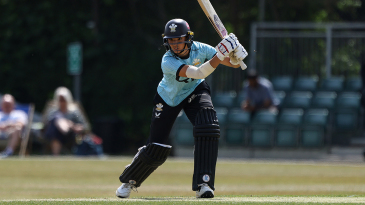 Emma Jones stars as Surrey march into T20 County Cup semi-finals