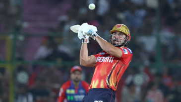 Shreyas fifty, Stoinis blitz power PBKS to 206