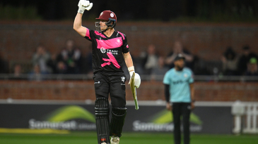 Somerset best Surrey despite Jason Roy’s 92