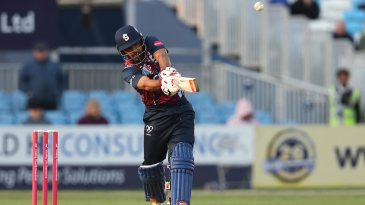 Bopara 84* bests Samit 83* as Northants win battle of the old pros