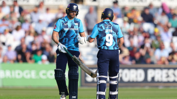 Malan stays on a roll as Yorkshire beat Notts
