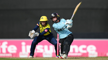 Wyatt-Hodge 65 tops Knott 74* as Surrey win on last ball