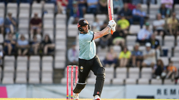 Sibley stars as Surrey maintain strong start