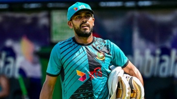 Mehidy or Nayeem? Bangladesh face selection dilemma