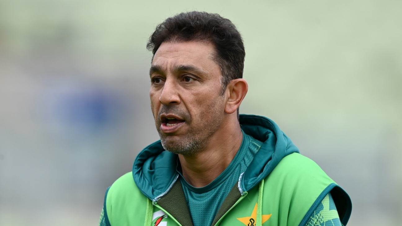 Azhar Mahmood appointed acting head coach of Pakistan Test team