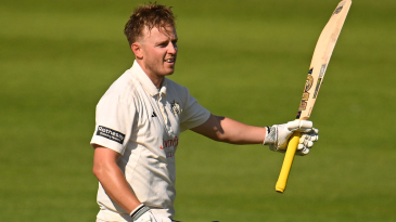 Ben Slater hundred keeps the heat off Nottinghamshire