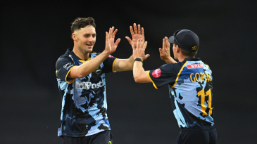 Leonard five-for condemns former team to tight two-run loss