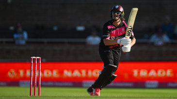 Somerset ride into quarter-finals on back of Tom Kohler-Cadmore 90