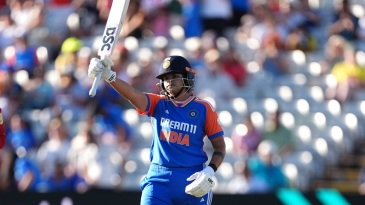 Muzumdar: Shafali in contention for ODI World Cup ‘without a doubt’