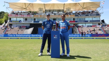 Nat Sciver-Brunt back as England opt to bat