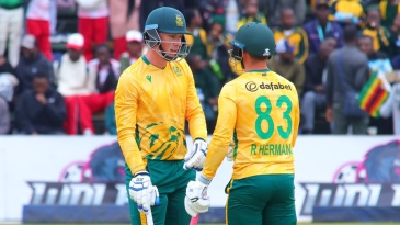 Hermann, van der Dussen fifties knock Zimbabwe out