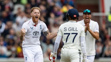 India lose three wickets in second session as England rise