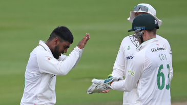 Rehan’s six of the best puts Leicestershire in total control