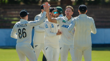 Smith ruled of second Zimbabwe Test, Foulkes called up as replacement