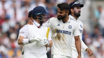 Atkinson, Duckett, Crawley blitz India in morning hurricane