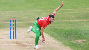 Alex Green, Ian Holland make light work of Surrey