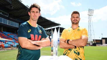 South Africa bowl first with four seamers; Head, Hazlewood return for Australia