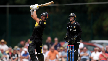 Defiant Sykes can’t prevent Gloucestershire’s victory cruise