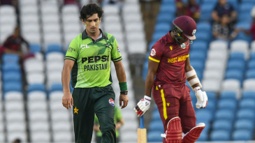 WI opt to bowl in bid to level series; Pakistan make three changes