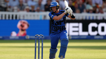 Promoted Jamie Smith hands Rockets seasons’ first defeat