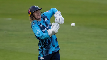 Duke, Milnes, Coad team up to demolish Middlesex