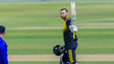 Bracey 186 leads Gloucs to thumping win