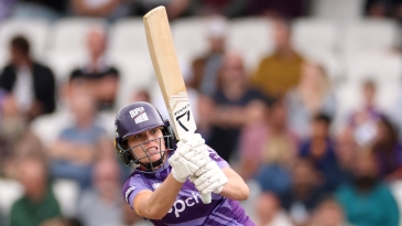 Davidson-Richards stars as Superchargers end Invincibles hopes