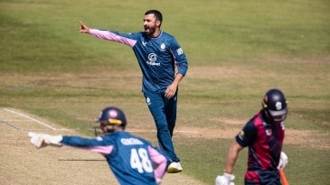Zafar Gohar helps Middlesex keep their knockout dreams alive