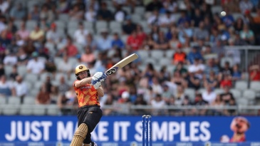 Perry, Schutt inspire Birmingham Phoenix in low-scoring grind