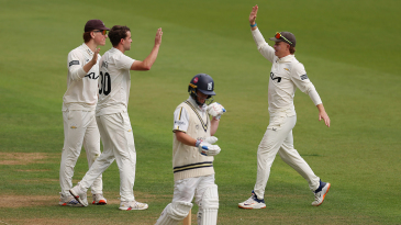 Surrey lose ground in title race as weather bails out Warwickshire