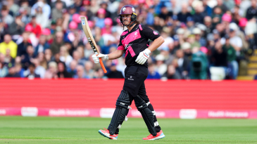 Kohler-Cadmore 81 sees Somerset past Lancashire in first semi-final