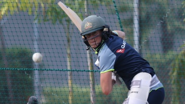 Perry, Garth out of the ODIs with injury, racing to be fit for Perth Test