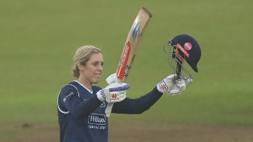 Georgia Adams century drives Hampshire to Final date with Lancashire