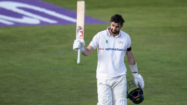 Stephen Eskinazi’s unbeaten 150 puts new team on top