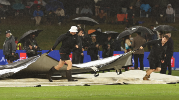 Rain allows only 13 balls; Australia retain Chappell-Hadlee Trophy