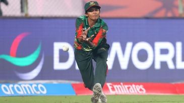 ‘It was very difficult’ – dew and drops dampen Bangladesh’s spirits