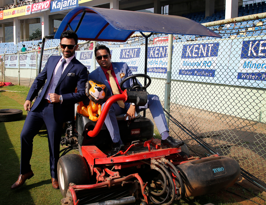 Chopra with fellow broadcaster Jatin Sapru on the boundary line of the India-England Test in Visakhapatnam, 2016